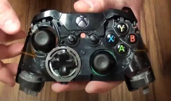 Comment démonter, réparer et nettoyer la manette Microsoft Xbox Nettoyer la manette Xbox